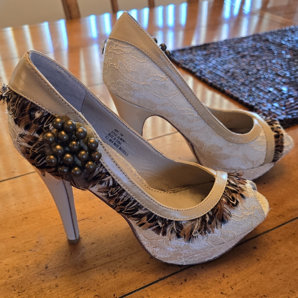 Fabulous Two Lips lace and leather peep toe platform heels. Size 7